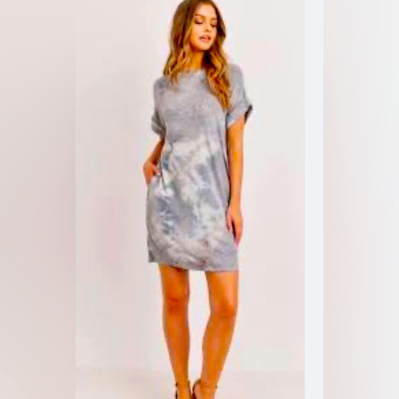 G.I.L.I. Dresses & Skirts - Gili Grey and white dress
